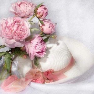 Diamond Painting - Cappello Bianco E Fiori Diamond Painting | Seos Shop ®