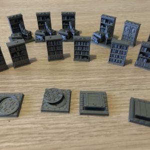 4 Barricate, 4 librerie, 4 passaggi segreti, 4 botole – Pimp up Le case della follia Seconda edizione – Meeple Lab